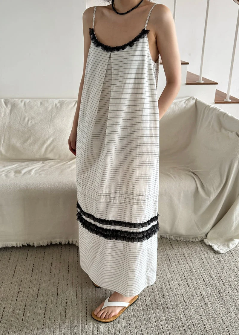 Le Etoile - Korean Women Fashion - #vintagekidsstyle - Striped Lace Dress - 3