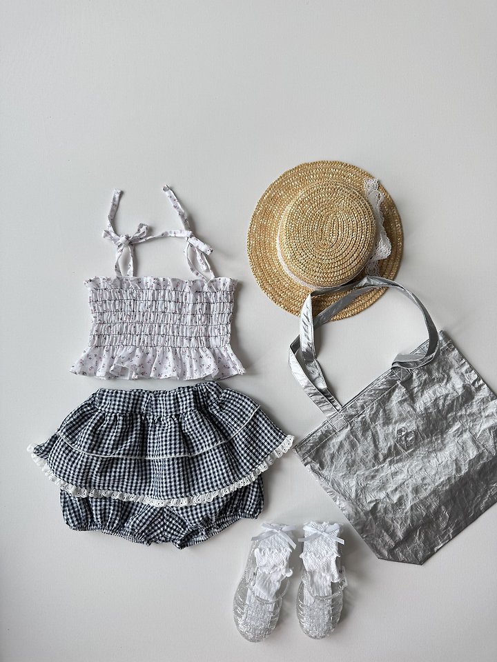 Le petitmot - Korean Children Fashion - #stylishchildhood - Smocked Strap Sleeveless Top - 8