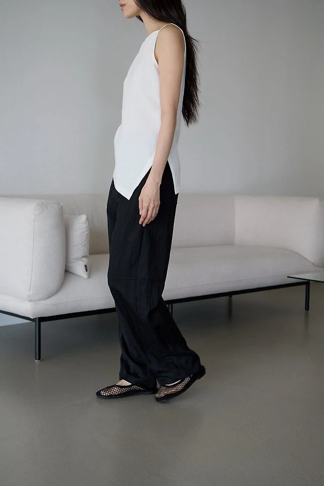 Lenoii - Korean Women Fashion - #momslook - Lime Asymmetrical Sleeveless Blouse - 7
