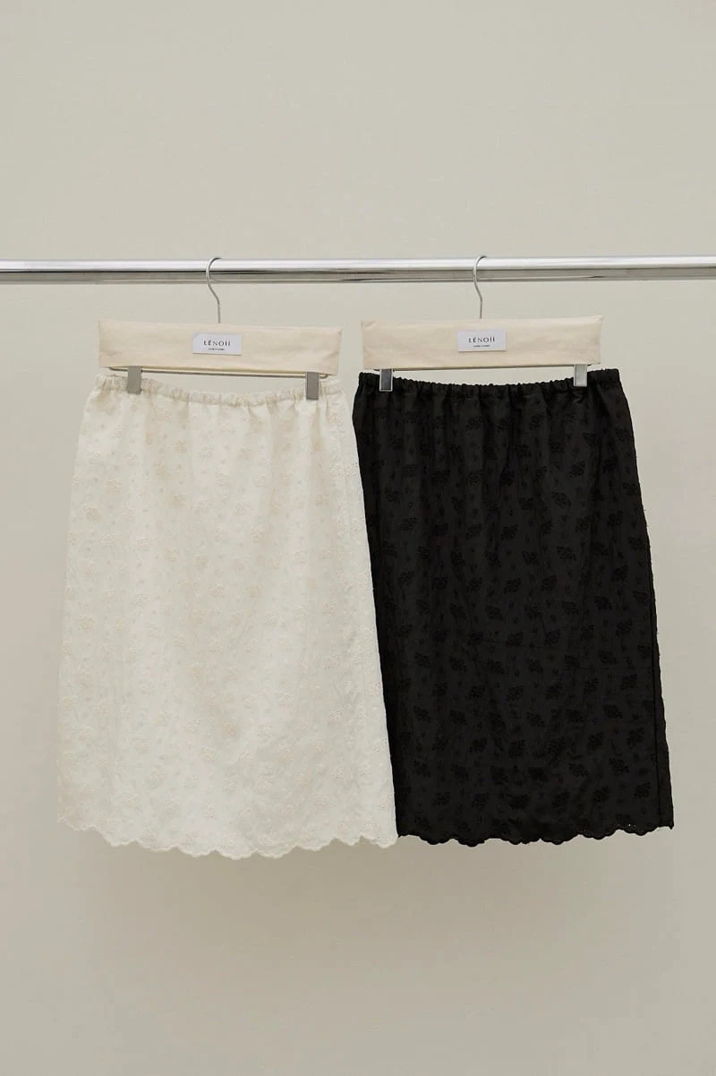 Lenoii - Korean Women Fashion - #momslook - Flora Embroidered Banding Skirt