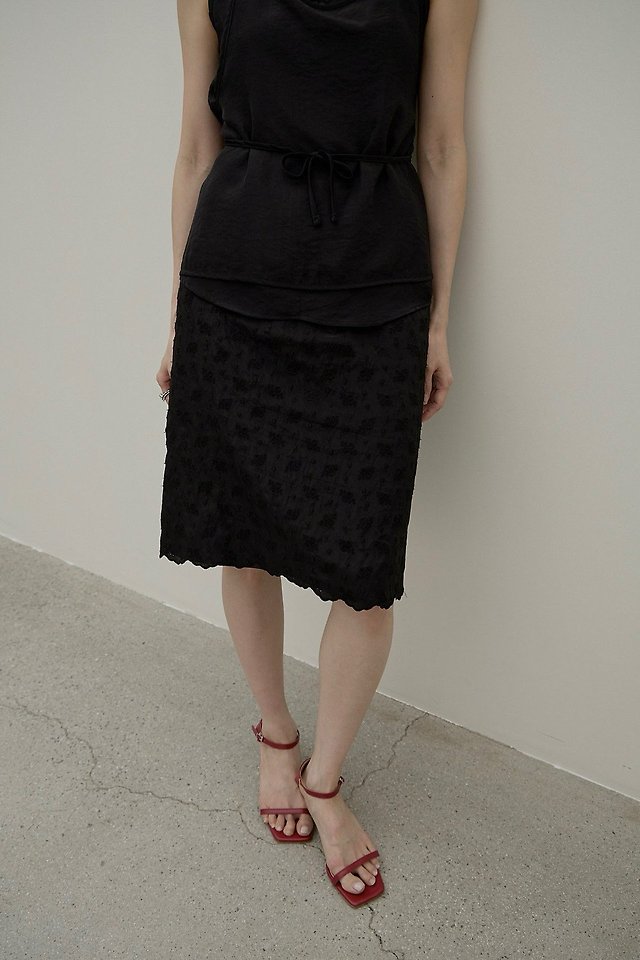 Lenoii - Korean Women Fashion - #momslook - Flora Embroidered Banding Skirt - 3