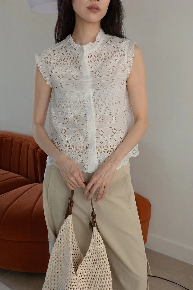 Lenoii - Korean Women Fashion - #momslook - Elin Eyelet Sleeveless Blouse - 8