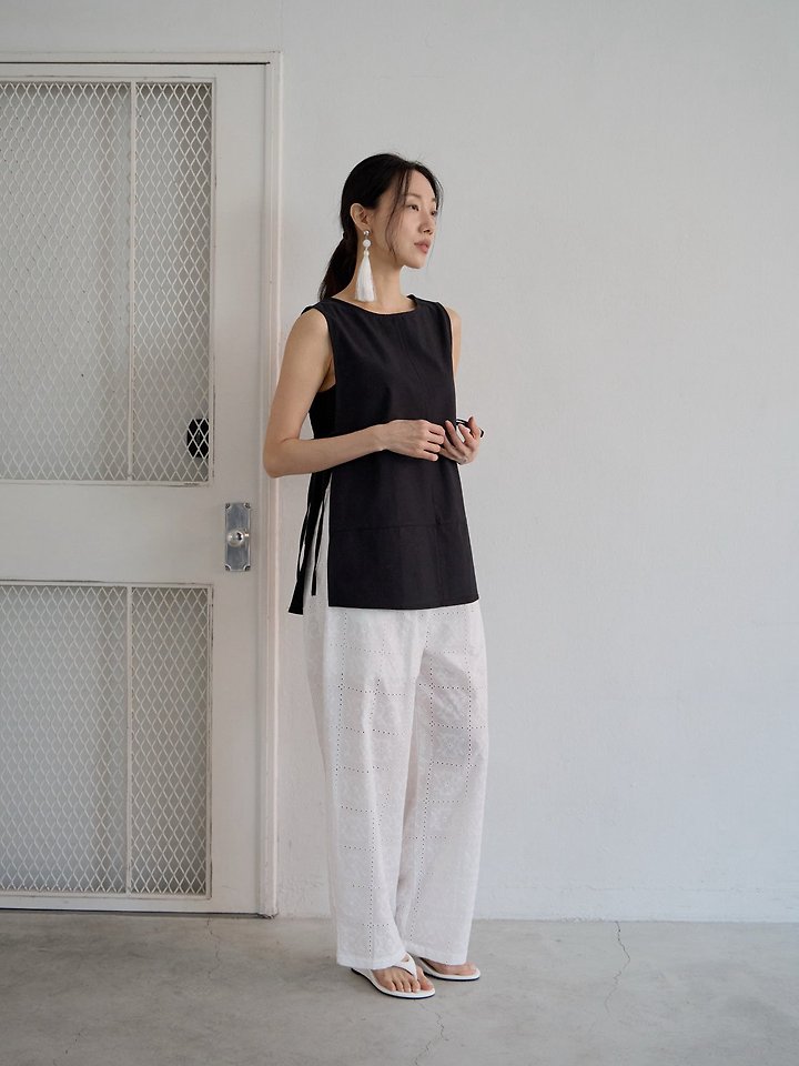 Lenoii - Korean Women Fashion - #momslook - Cotton Eyelet Pants - 4