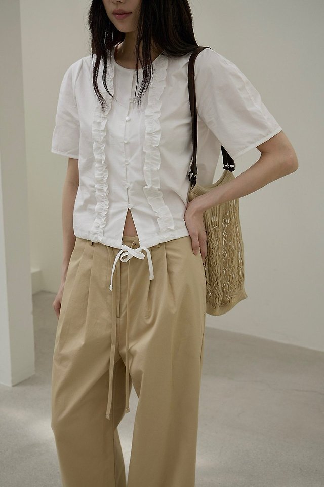 Lenoii - Korean Women Fashion - #pursuepretty - Capri Frill Cotton Blouse - 3