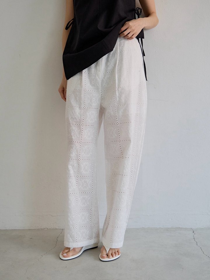 Lenoii - Korean Women Fashion - #pursuepretty - Cotton Eyelet Pants - 8