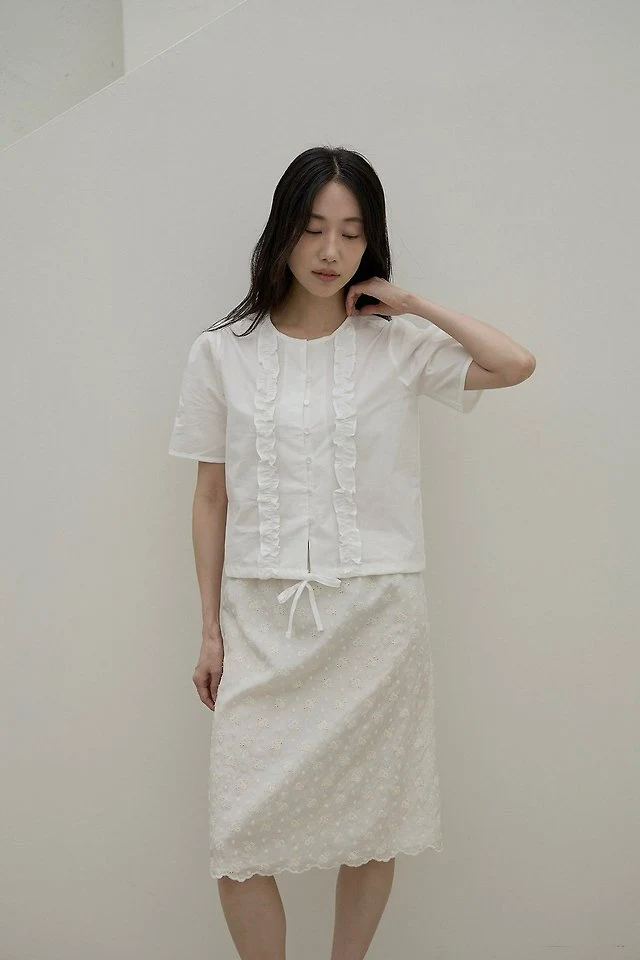 Lenoii - Korean Women Fashion - #romanticstyle - Capri Frill Cotton Blouse - 5