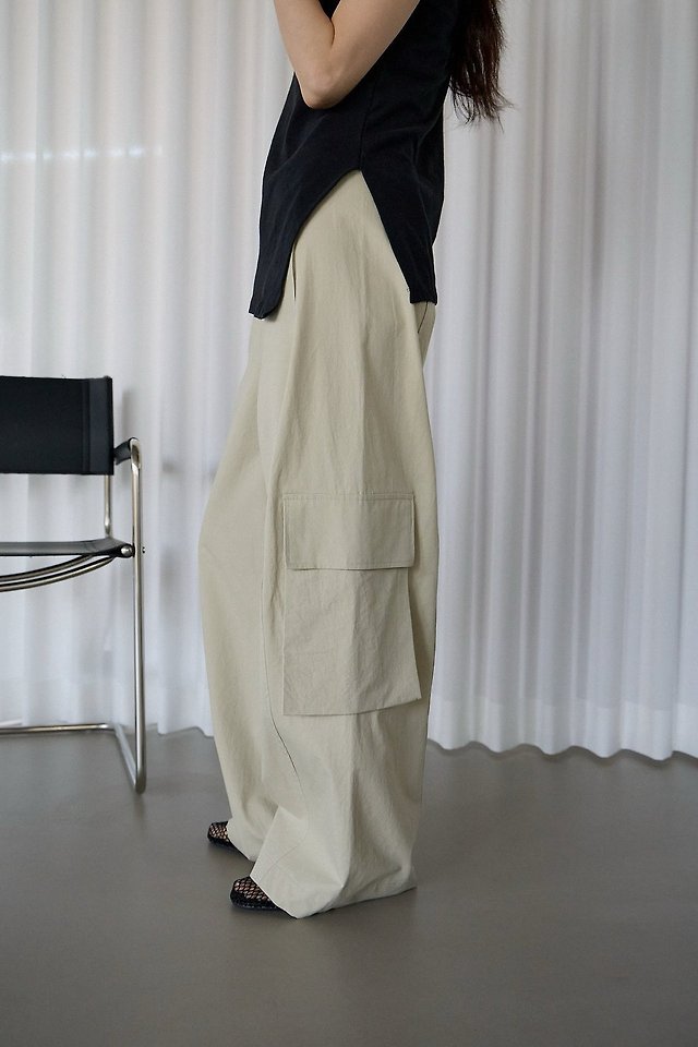 Lenoii - Korean Women Fashion - #vintagekidsstyle - Harry Cargo Wide Pants - 6