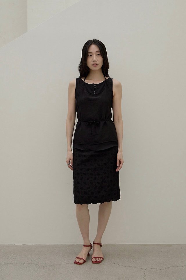 Lenoii - Korean Women Fashion - #womensfashion - Flora Embroidered Banding Skirt - 2