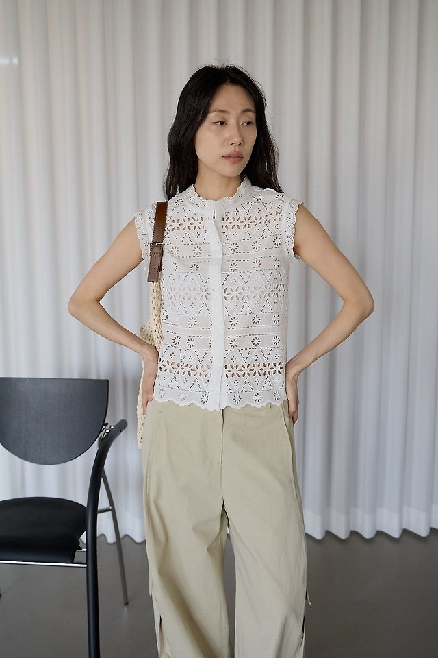Lenoii - Korean Women Fashion - #womensfashion - Elin Eyelet Sleeveless Blouse - 5