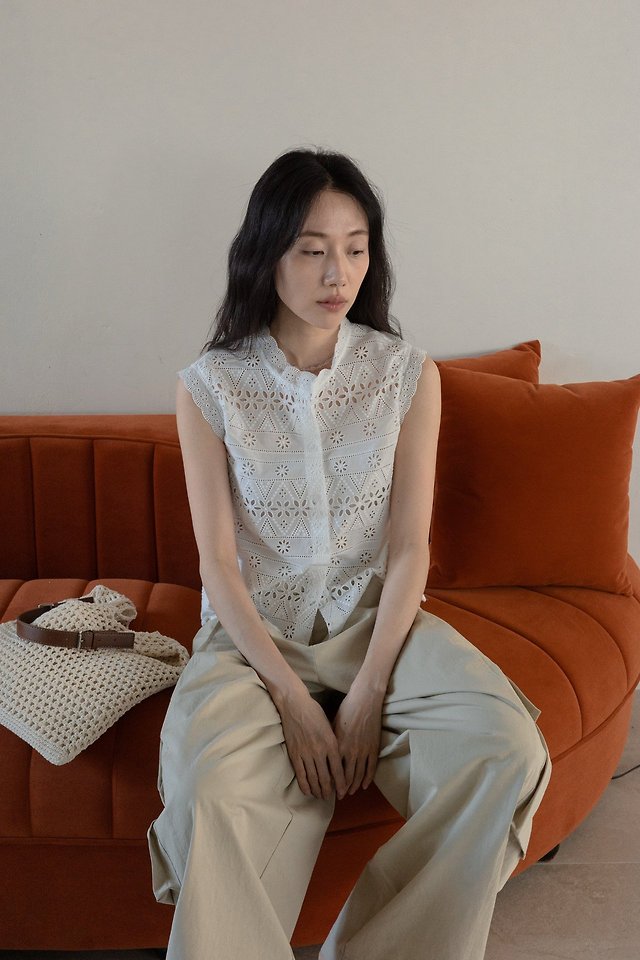 Lenoii - Korean Women Fashion - #womensfashion - Elin Eyelet Sleeveless Blouse - 9