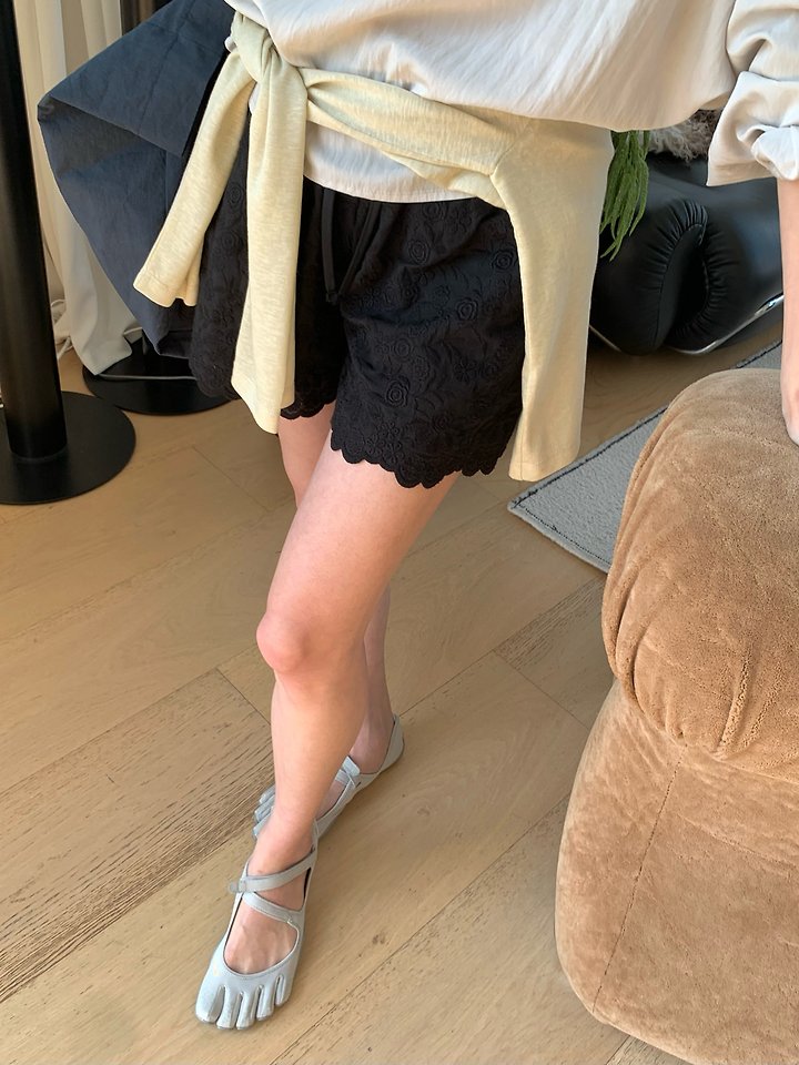 Lofn - Korean Women Fashion - #momslook - Hippo Half Pants - 7