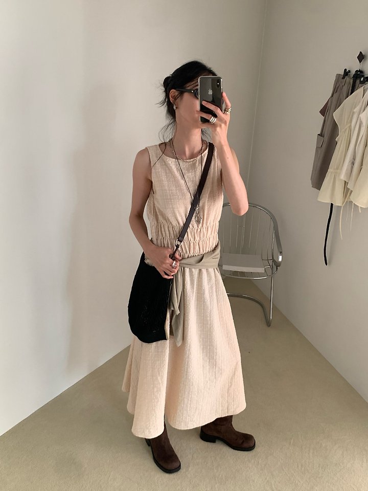 Lofn - Korean Women Fashion - #pursuepretty - Smocking One-piece - 5