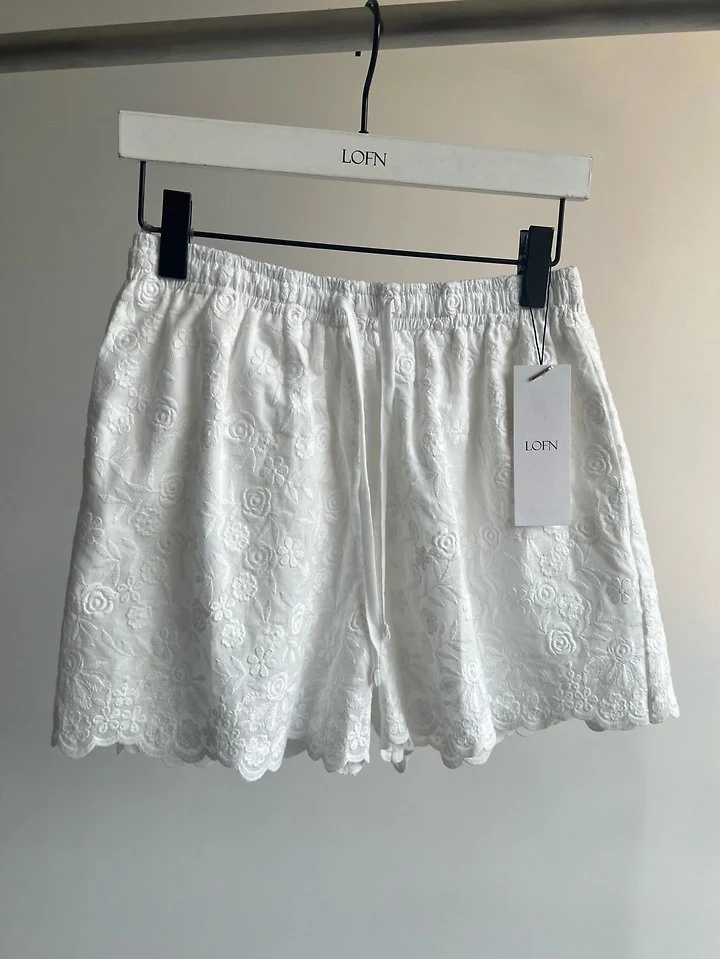 Lofn - Korean Women Fashion - #womensfashion - Hippo Half Pants - 2