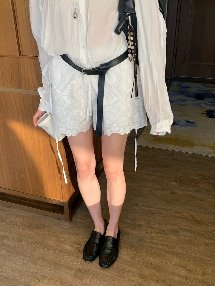 Lofn - Korean Women Fashion - #momslook - Hippo Half Pants - 4