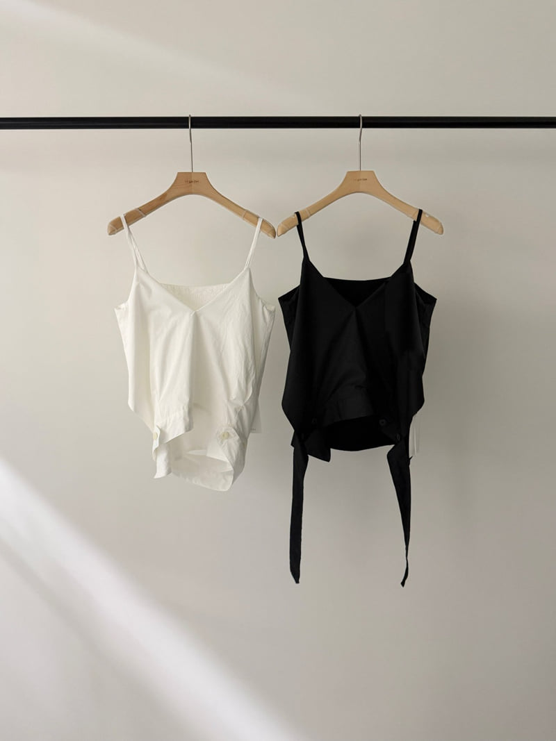 Logarden - Korean Women Fashion - #momslook - Roy Sleeveless Top