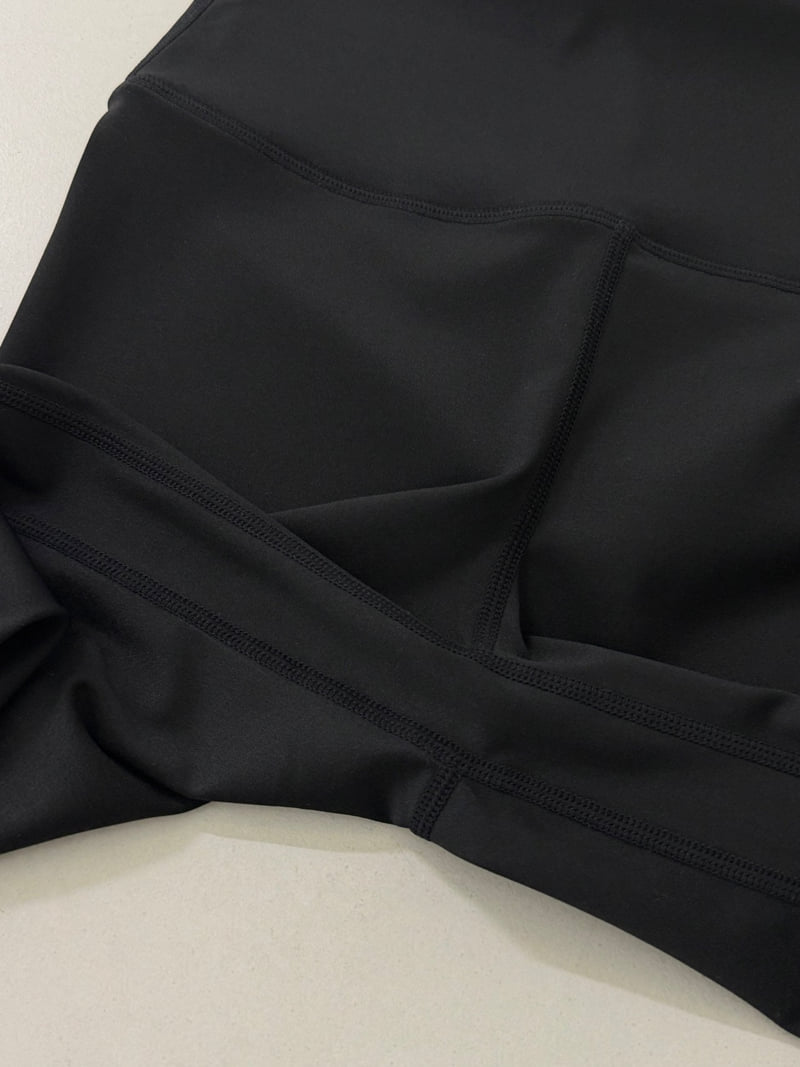 Logarden - Korean Women Fashion - #thelittlethings - Odd Leggings - 4
