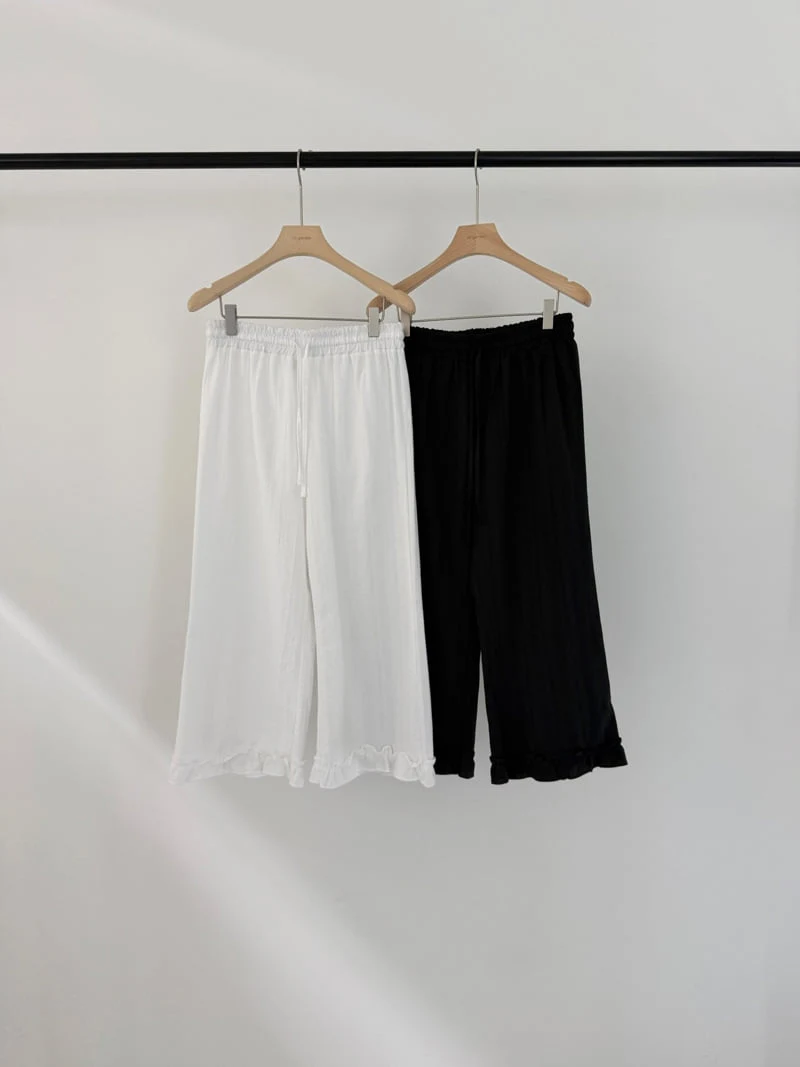Logarden - Korean Women Fashion - #pursuepretty - 8-Length Frill Pants