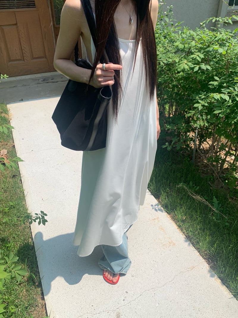 Logarden - Korean Women Fashion - #thatsdarling - Clean Long One-piece - 4