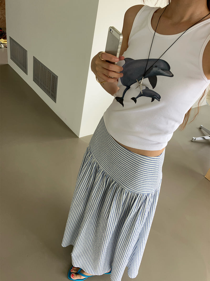 Made - Korean Women Fashion - #womensfashion - Dolphin Sleeveless Top - 9