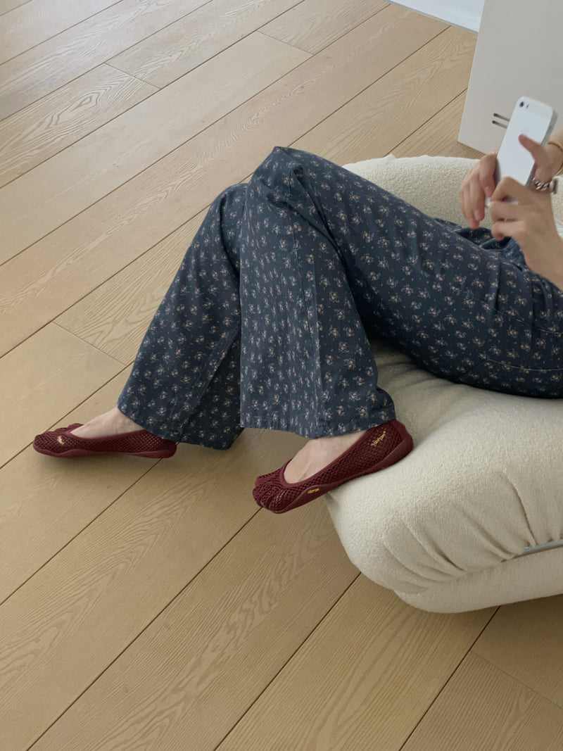 Made - Korean Women Fashion - #womensfashion - Daisy Pants - 11