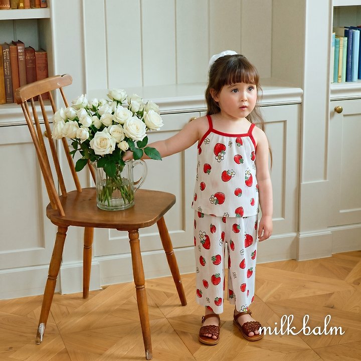 Milk Balm - Korean Baby Fashion - #babyboutique - Strawberry Pleated Set-Up - 7