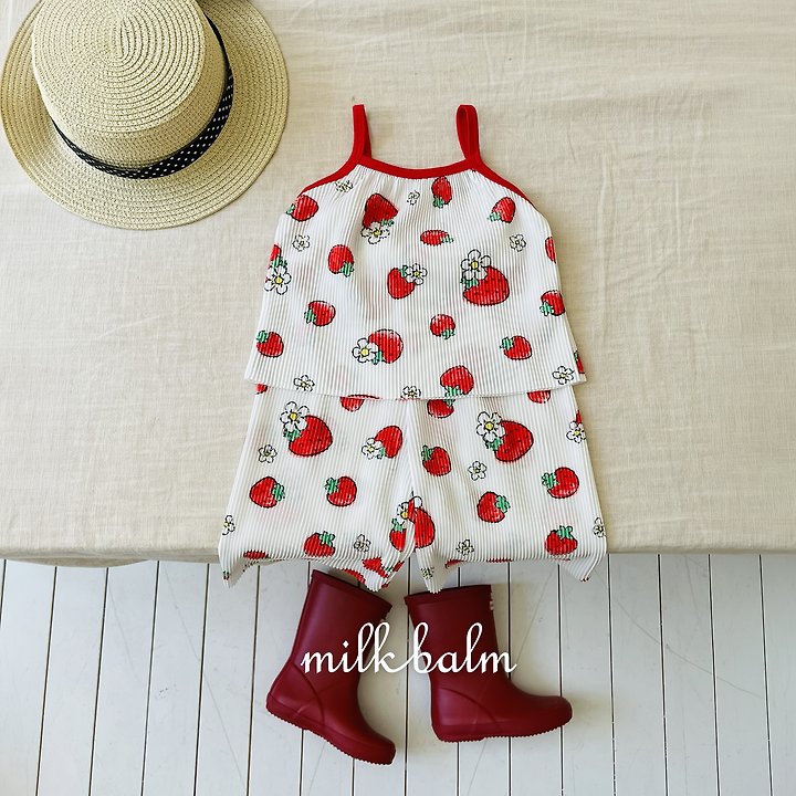 Milk Balm - Korean Baby Fashion - #babyoutfit - Strawberry Pleated Set-Up - 2