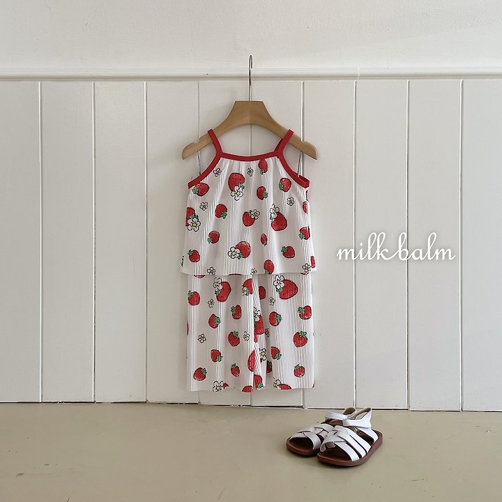 Milk Balm - Korean Baby Fashion - #babyoutfit - Strawberry Pleated Set-Up - 3