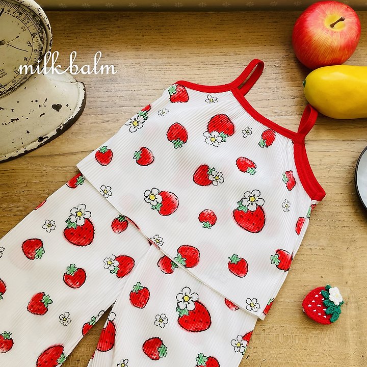 Milk Balm - Korean Baby Fashion - #babyoutfit - Strawberry Pleated Set-Up - 4