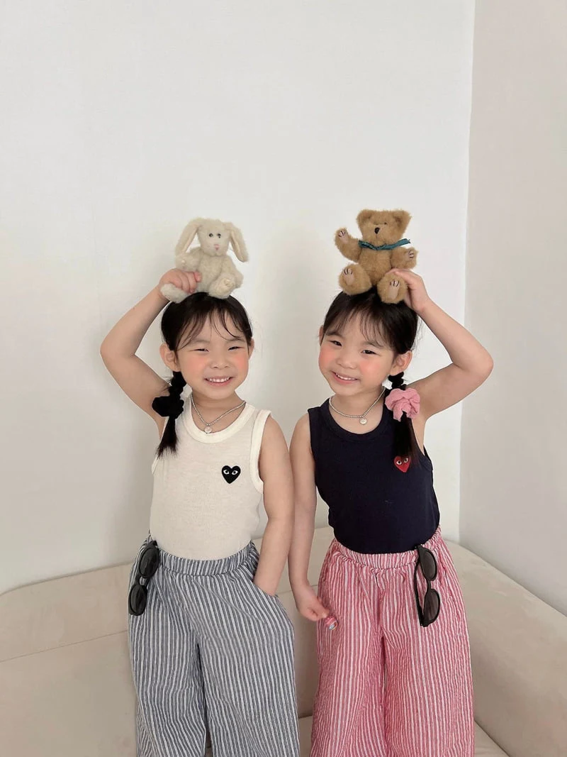 Moran - Korean Children Fashion - #childrensboutique - Heart Ribbed Sleeveless Top - 5