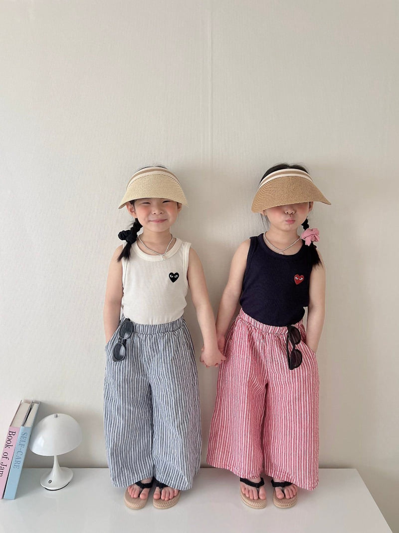Moran - Korean Children Fashion - #todddlerfashion - Heart Ribbed Sleeveless Top