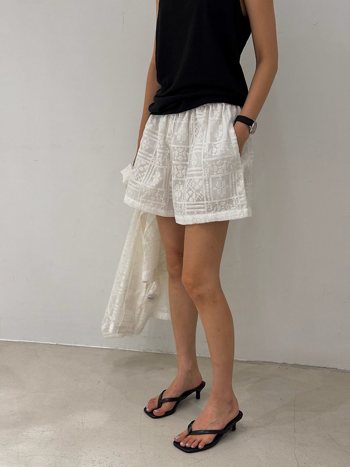 Neroli36 - Korean Women Fashion - #momslook - H Baguette Shorts - 8