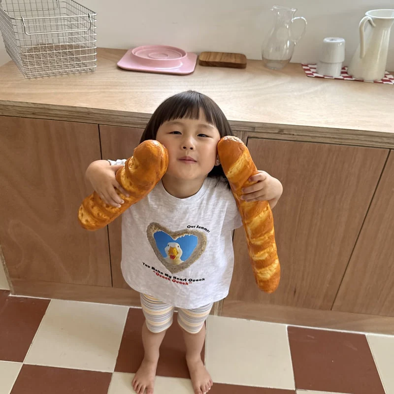 Night Bebe - Korean Children Fashion - #stylishchildhood - Duck Duck Short Sleeve Tee - 8