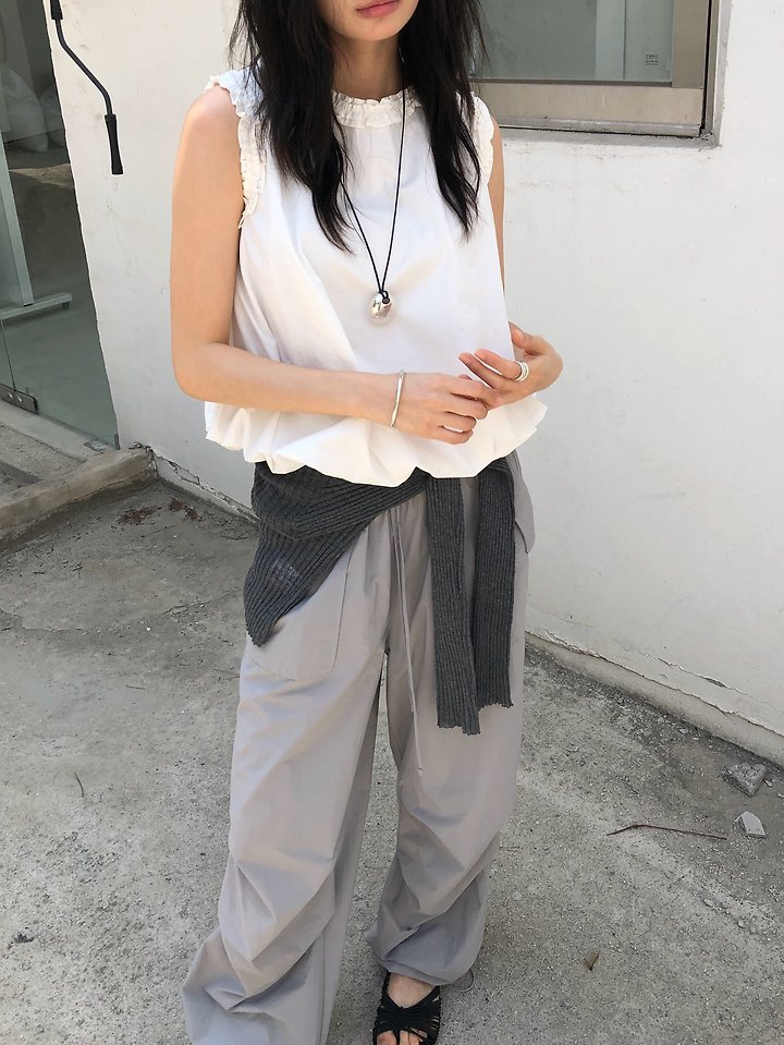 Ore - Korean Women Fashion - #momslook - Balloon Frill Blouse - 11