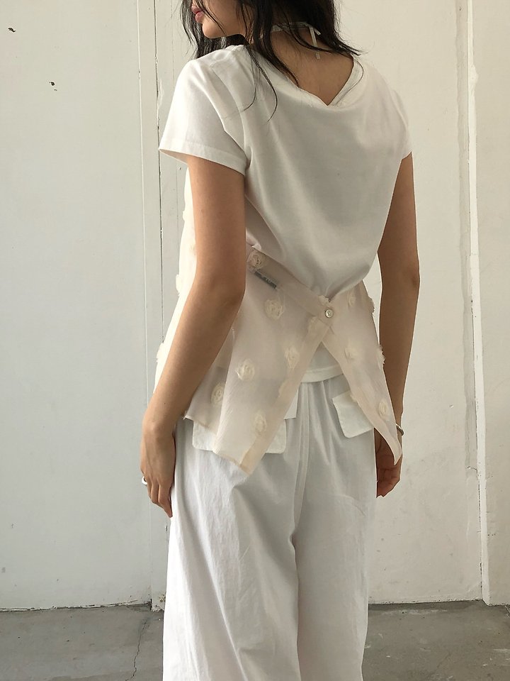 Ore - Korean Women Fashion - #momslook - Flower Top - 12