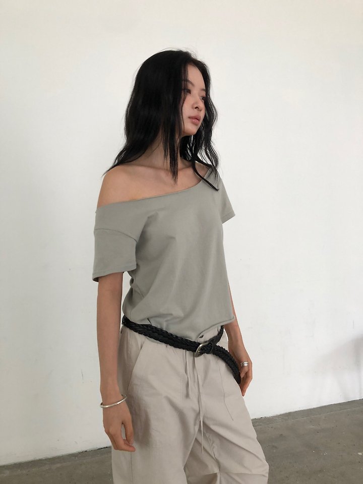 Ore - Korean Women Fashion - #momslook - New One-Shoulder Tee - 9
