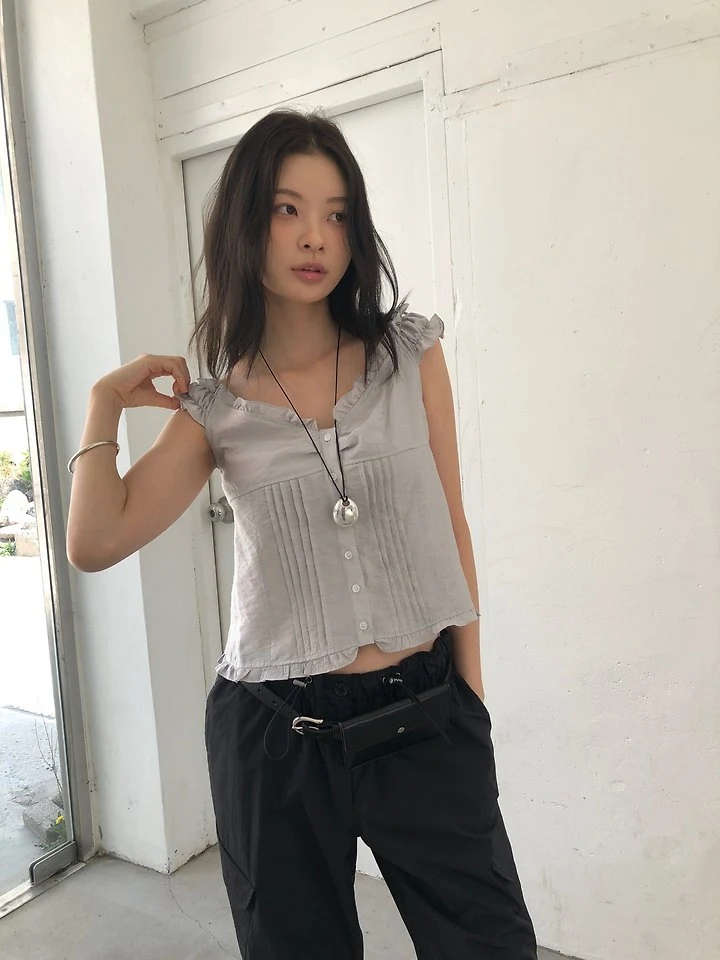 Ore - Korean Women Fashion - #momslook - Roe Pintuck Blouse - 12