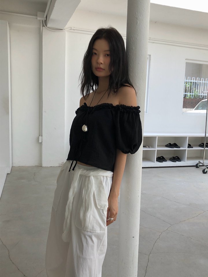 Ore - Korean Women Fashion - #momslook - Pine Off-Shoulder Blouse - 5