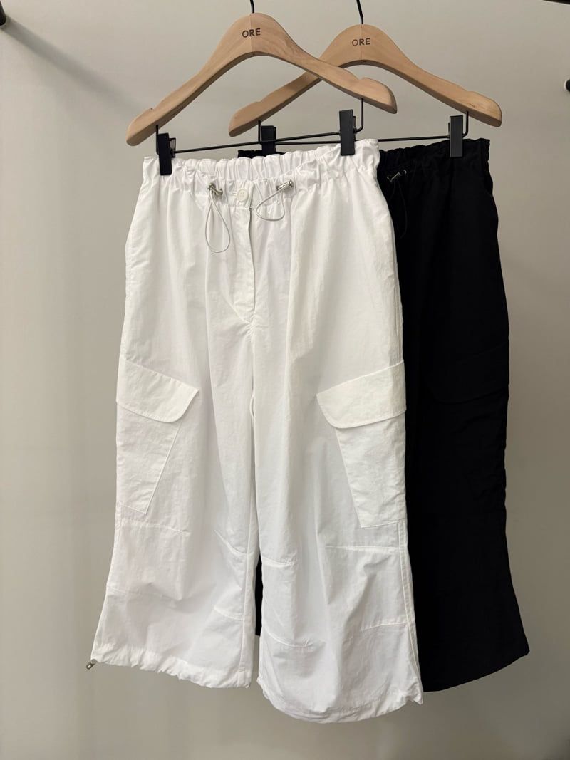 Ore - Korean Women Fashion - #restrostyle - Carrie Capri Pants