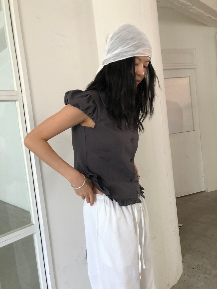 Ore - Korean Women Fashion - #womensfashion - Linen Cap-Sleeve Blouse - 4