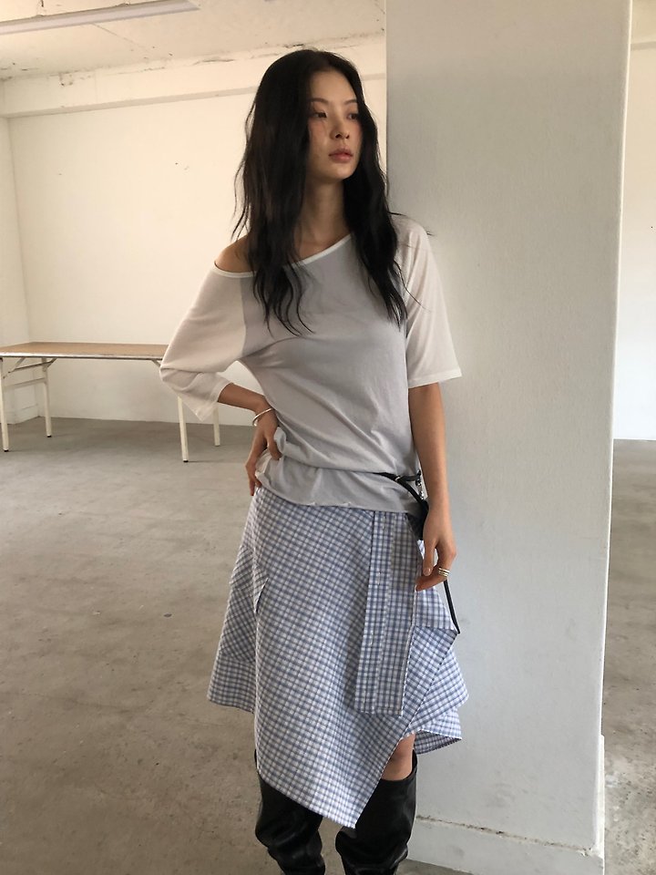 Ore - Korean Women Fashion - #vintagekidsstyle - Raglan Shoulder Tee - 10