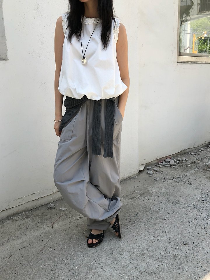 Ore - Korean Women Fashion - #womensfashion - Balloon Frill Blouse - 8