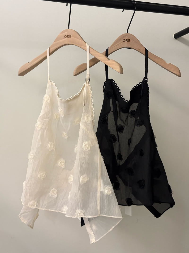 Ore - Korean Women Fashion - #womensfashion - Flower Top