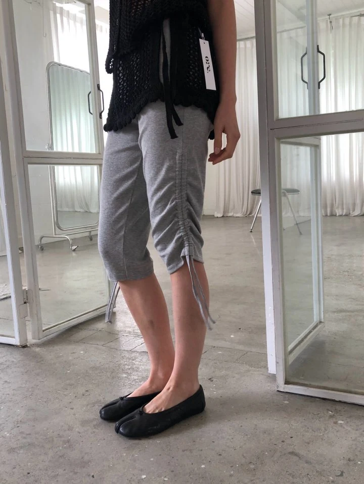 Ore - Korean Women Fashion - #womensfashion - Shirring Capri Pants - 7