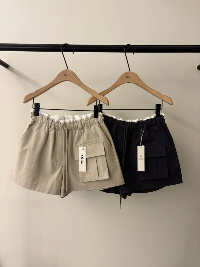 Ore - Korean Women Fashion - #womensfashion - New Pocket Shorts
