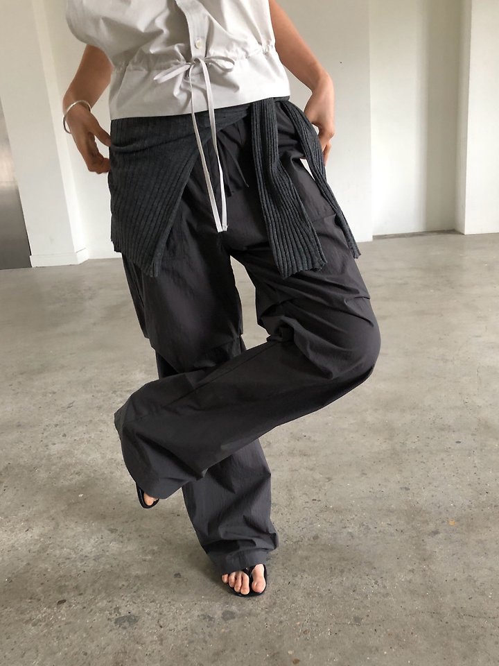 Ore - Korean Women Fashion - #momslook - Bonnie Tuck Cargo Pants - 4