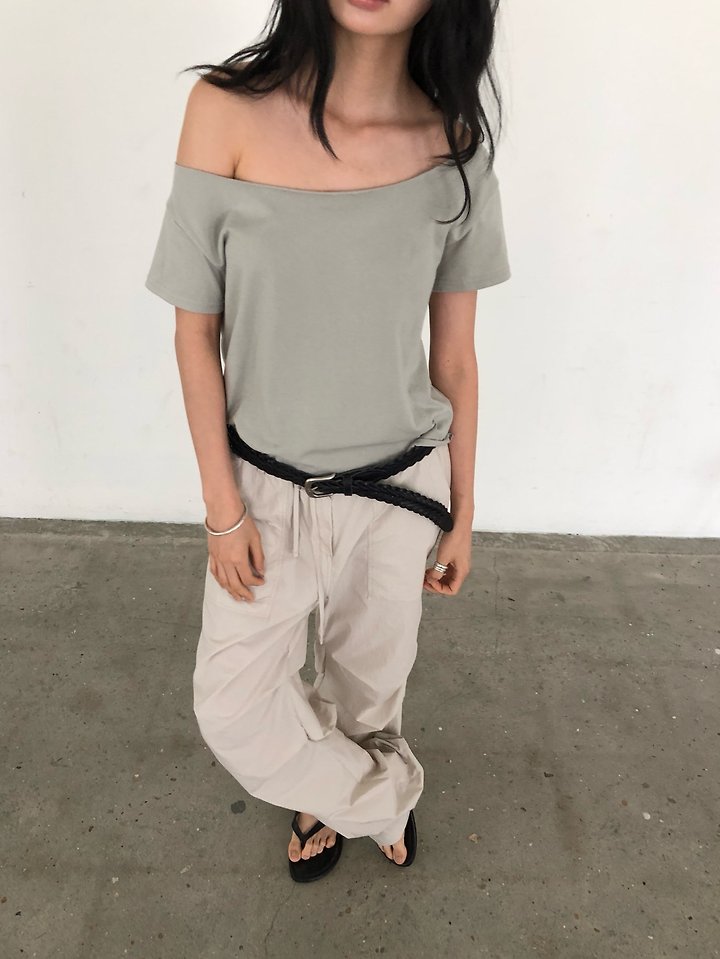Ore - Korean Women Fashion - #womensfashion - New One-Shoulder Tee - 8