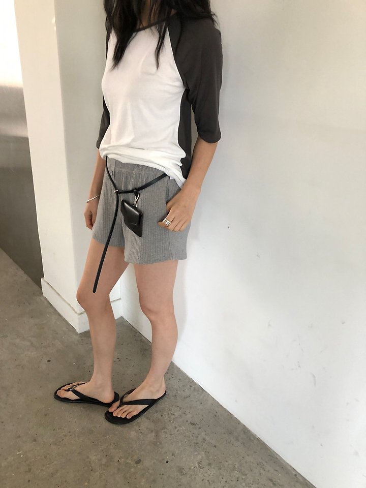 Ore - Korean Women Fashion - #momslook - Raglan Shoulder Tee - 4