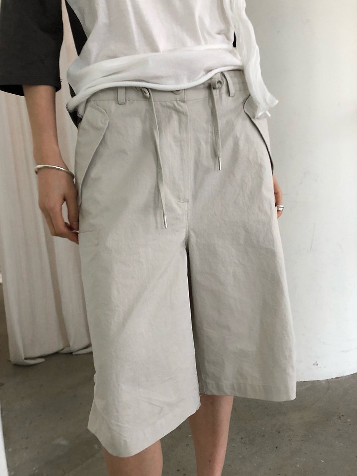 Ore - Korean Women Fashion - #womensfashion - River Bermuda Pants - 12