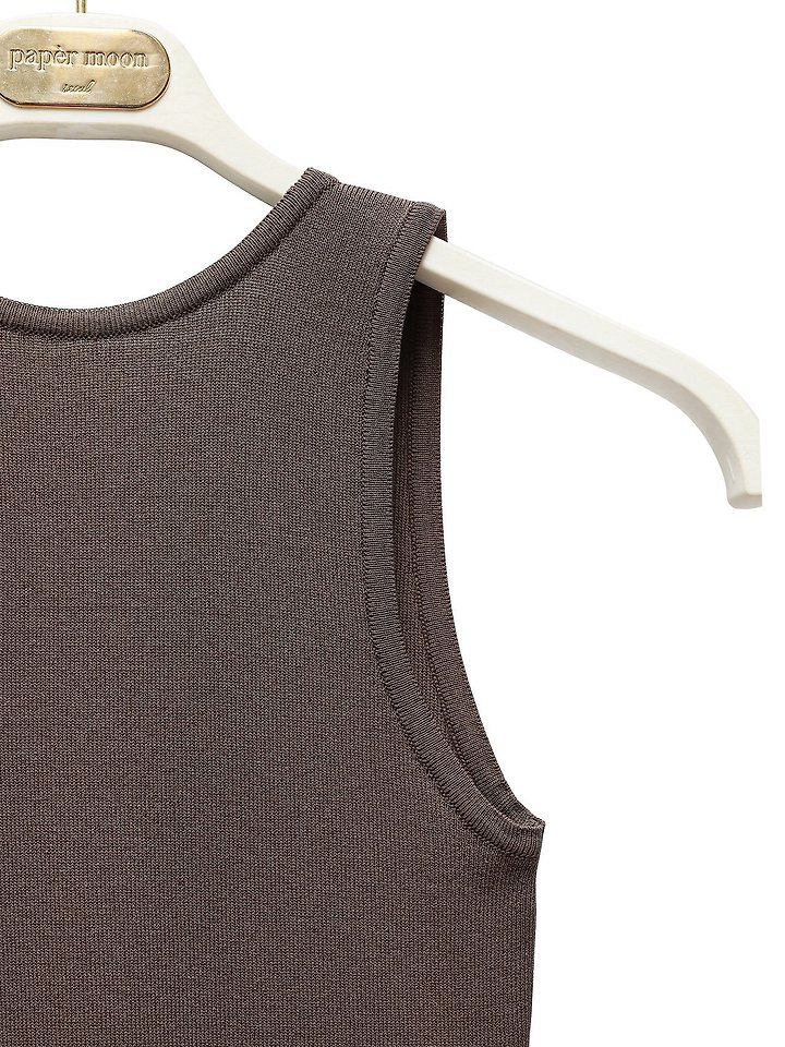 Paper Moon - Korean Women Fashion - #momslook - Classic Backless Detail Sleeveless Knit Top - 11