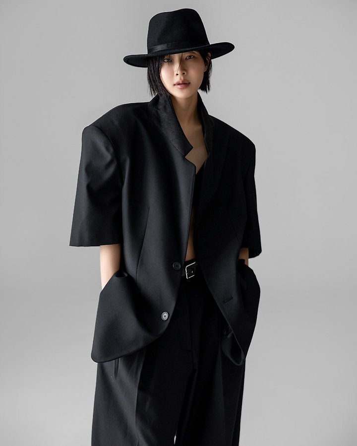 Paper Moon - Korean Women Fashion - #momslook - Half-Sleeve Summer Wool Blazer - 5